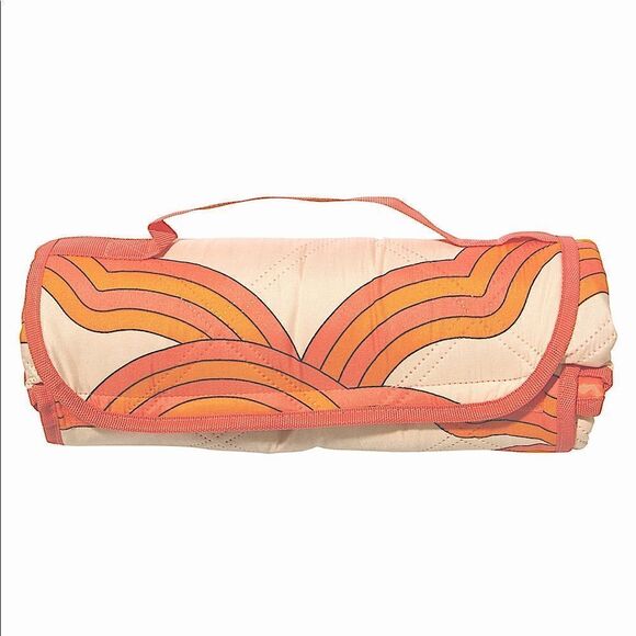 SOCIETY6 Outdoor Picnic Blanket - Picture 4 of 9